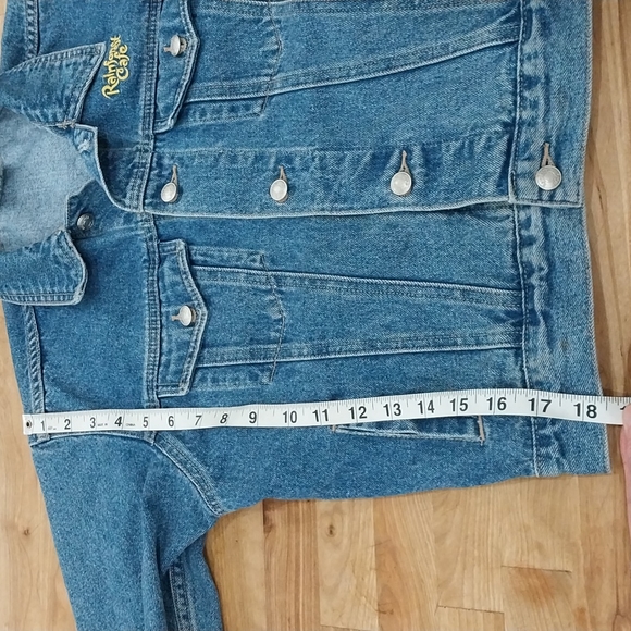 Vintage Rainforest Cafe Las Vegas Kids Denim Jacket Size 8 - Picture 16 of 16